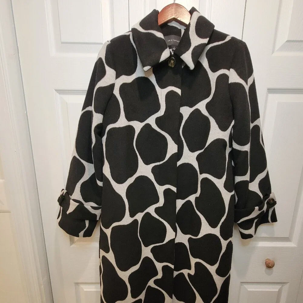 ANN TAYLOR Wool Blend Giraffe Print Mac Coat - Picture 5 of 14